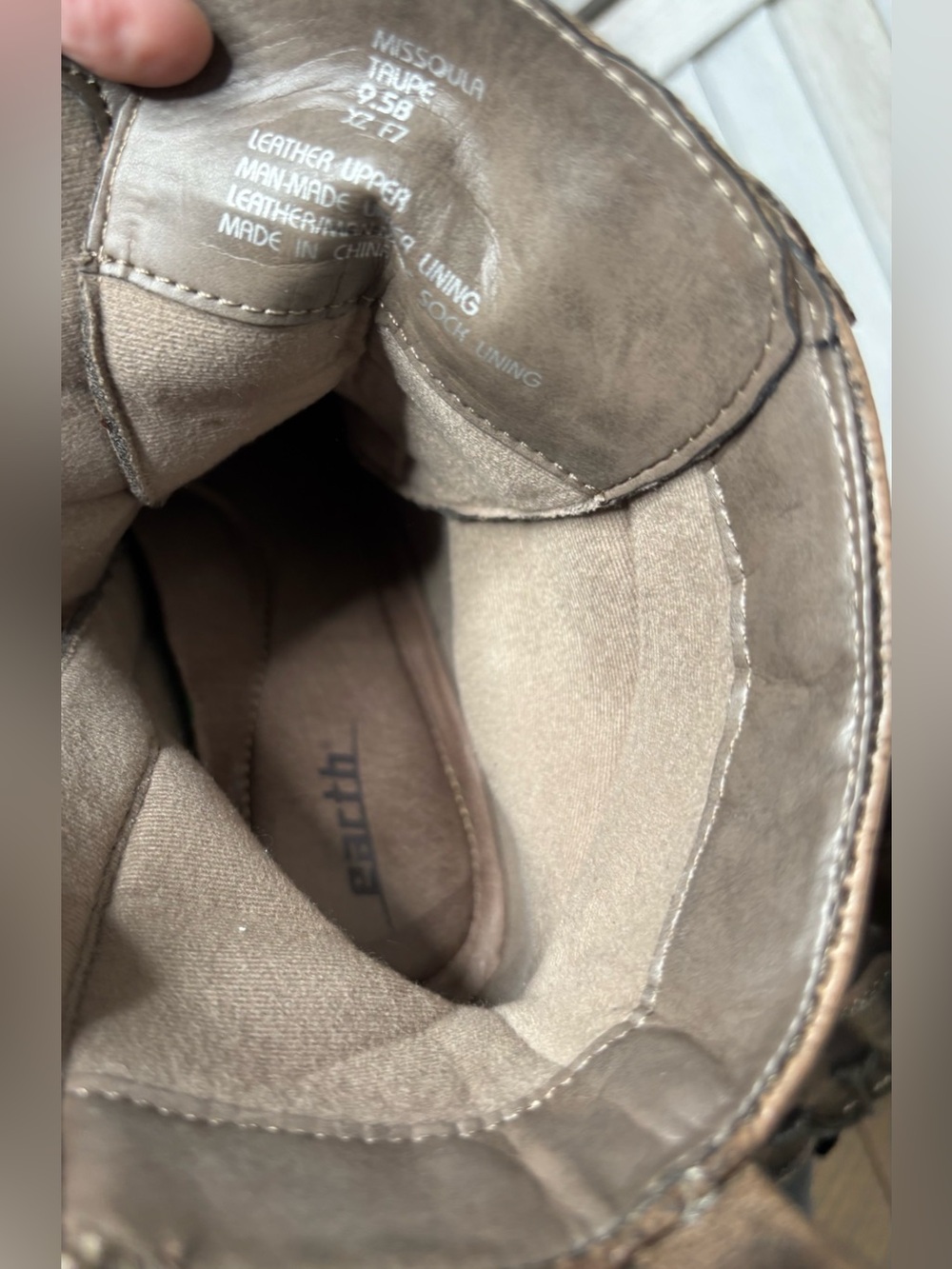 Earth Shoes Missoula Taupe Leather Lace Up Heeled Ankle Boots Size 9.5 - Picture 14 of 16
